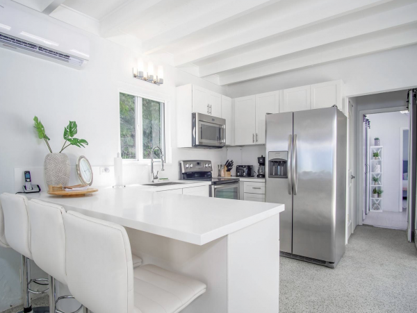 Islamorada Three Bedroom Home with Full Ocean View & Pool